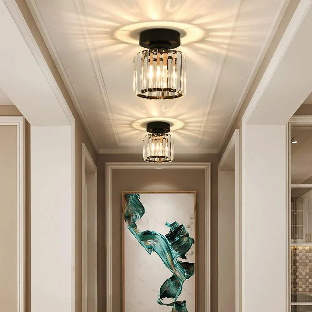Moderna Lámpara De Techo De Cristal Con Detalles En Dorado Y Negro : Iluminación Con Estilo Para Su Hogar Luz De Techo De Cristal Con Detalles En Dorado Y Negro