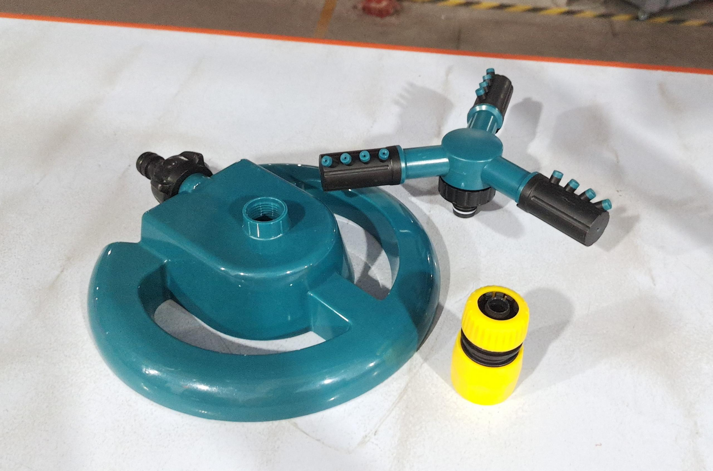 Rociador De Jardín Ajustable - Riego Eficiente Del Césped Con Función De Pulverización A 360 °