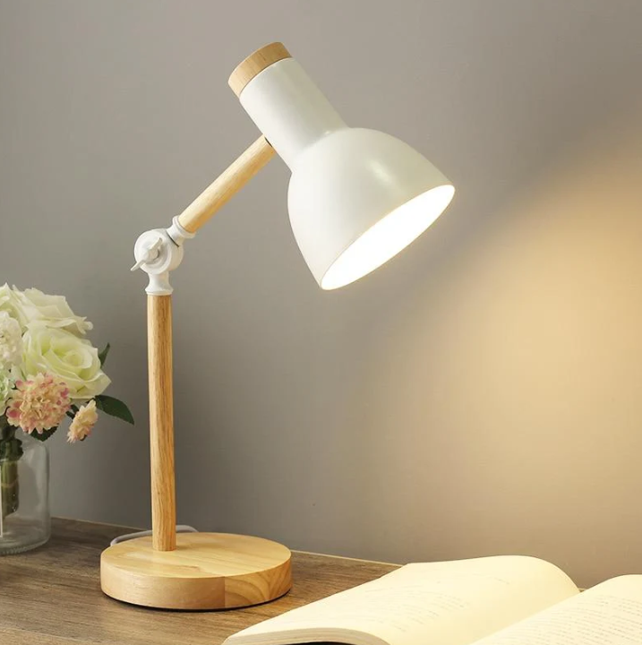 Lámpara de Sobremesa Escandinava Hecha de Madera