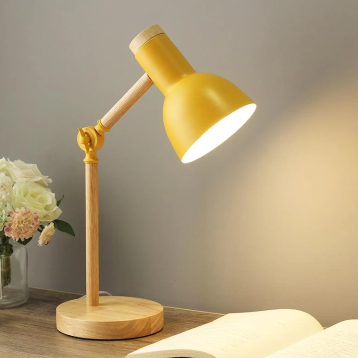 Lámpara de Sobremesa Escandinava Hecha de Madera
