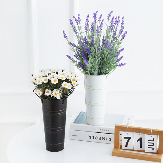 Cubo de Flores de Hierro Retro con Asas - Macetero de Metal Decorativo para el Hogar