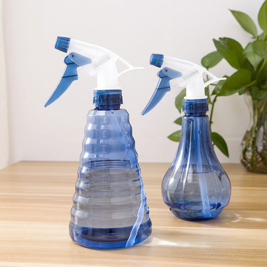 Botella Pulverizadora Ajustable con Asa Ergonómica para un Fácil Manejo y Uso Versátil