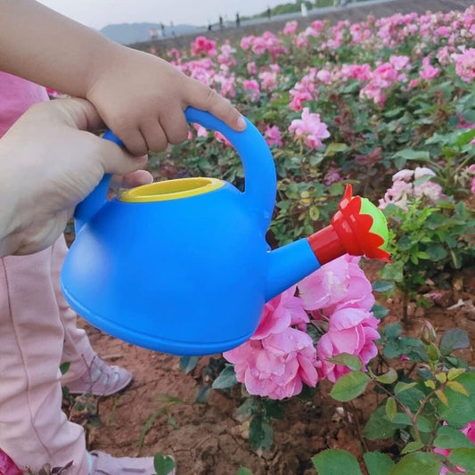 Regadera Infantil con Boca para Flores - Regadera de Plástico de Colores para los Pequeños Jardineros