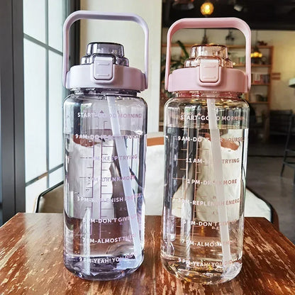 Botella de Agua Deportiva Portátil de 2l con Pajita y Marcas de Tiempo