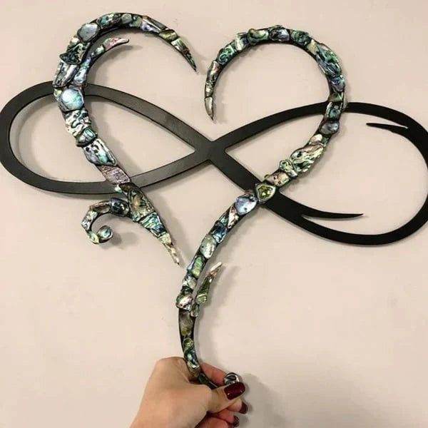 Decoración de Pared de Hierro con Corazón Infinito