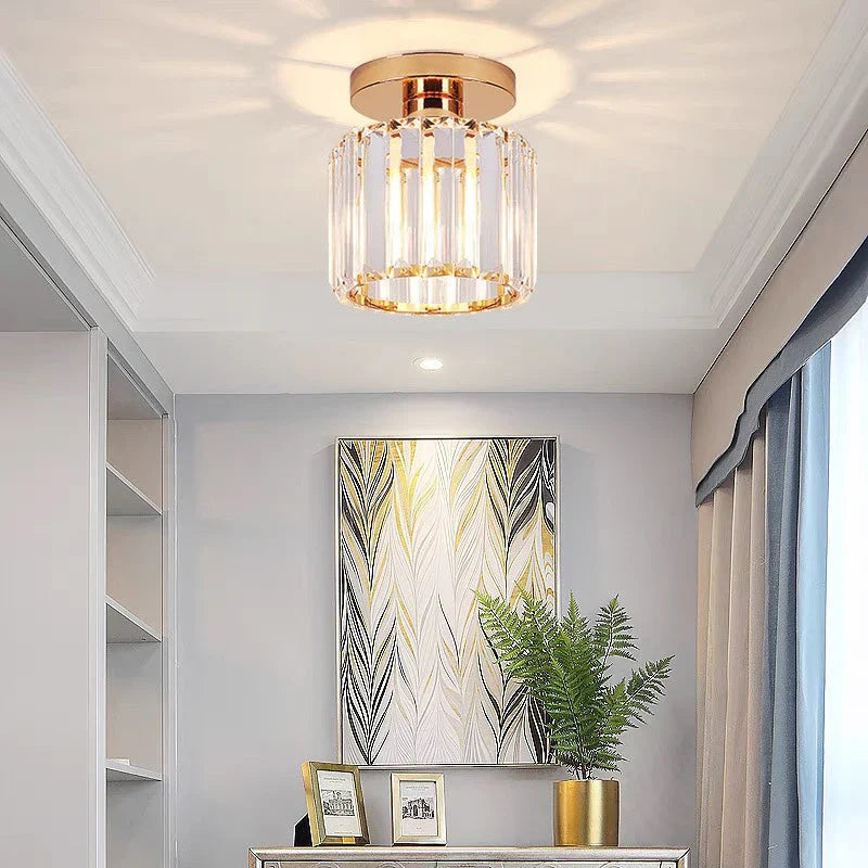Moderna Lámpara De Techo De Cristal Con Detalles En Dorado Y Negro : Iluminación Con Estilo Para Su Hogar Luz De Techo De Cristal Con Detalles En Dorado Y Negro