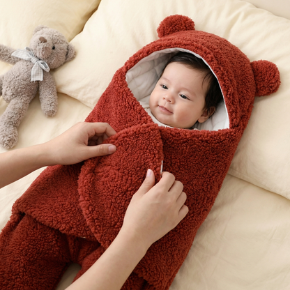 Manta y pijama para bebé con diseño de oso