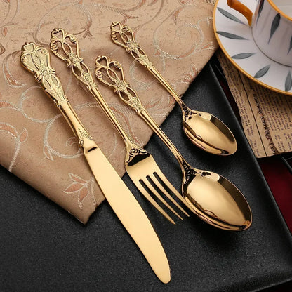 Lujoso Juego De Cubiertos De Oro De 24 Piezas Con Elegante Decoración