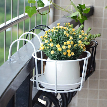 Práctico Macetero con Robusto Armazón Metálico para Balcones y Patios para Balcones y Patios