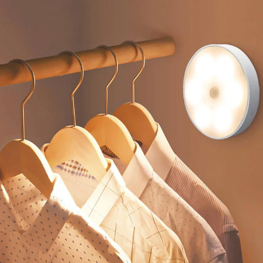 Luz Inteligente con Detección de Movimiento