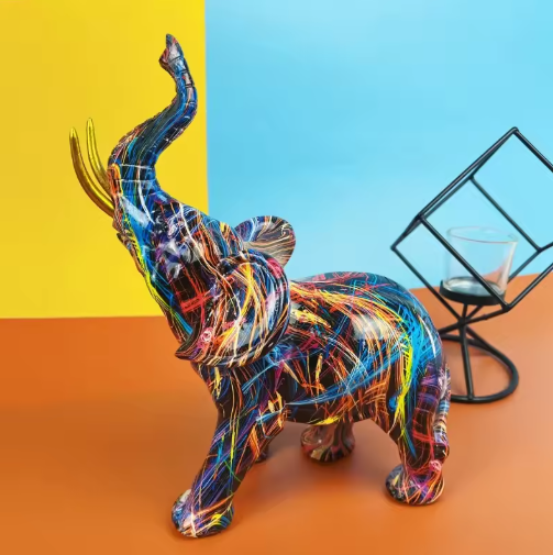 Coloreada Estatua de Elefante