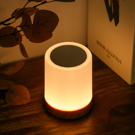 Luz LED Nocturna Regulable Con Diseño Moderno Y Cambio De Color