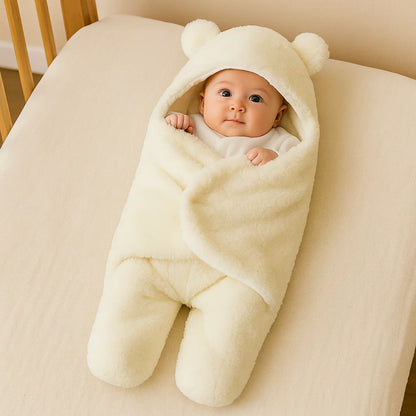 Manta y pijama para bebé con diseño de oso